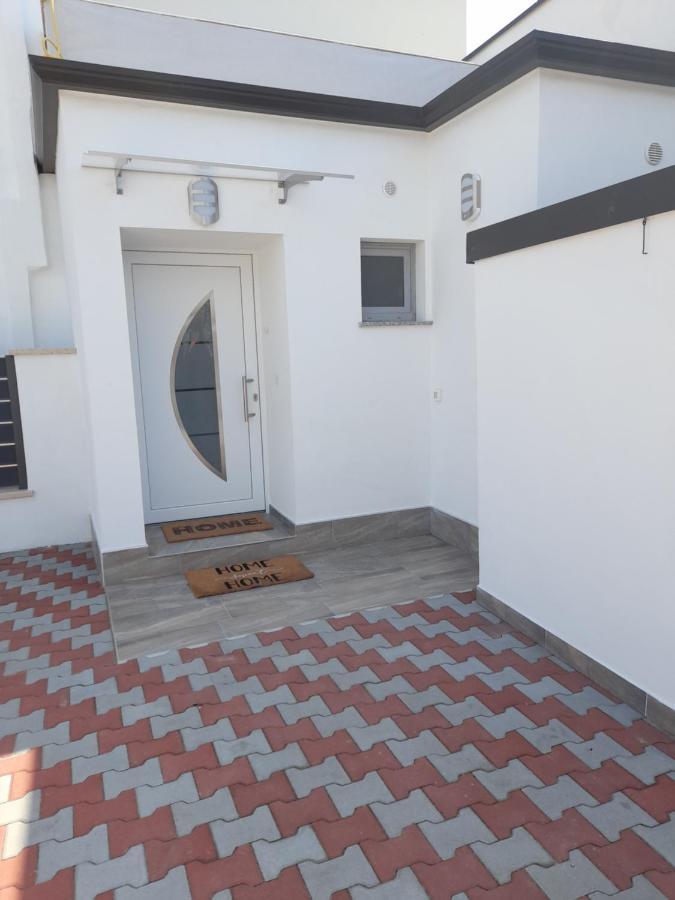 Apartments Donella Umag Exterior foto