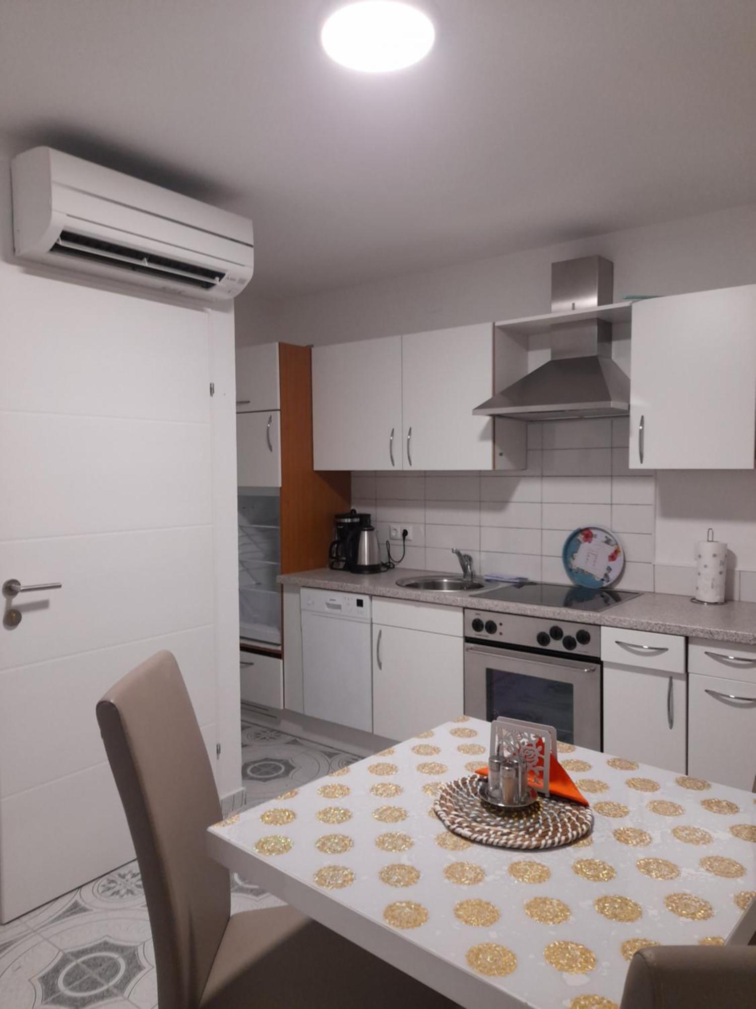 Apartments Donella Umag Exterior foto
