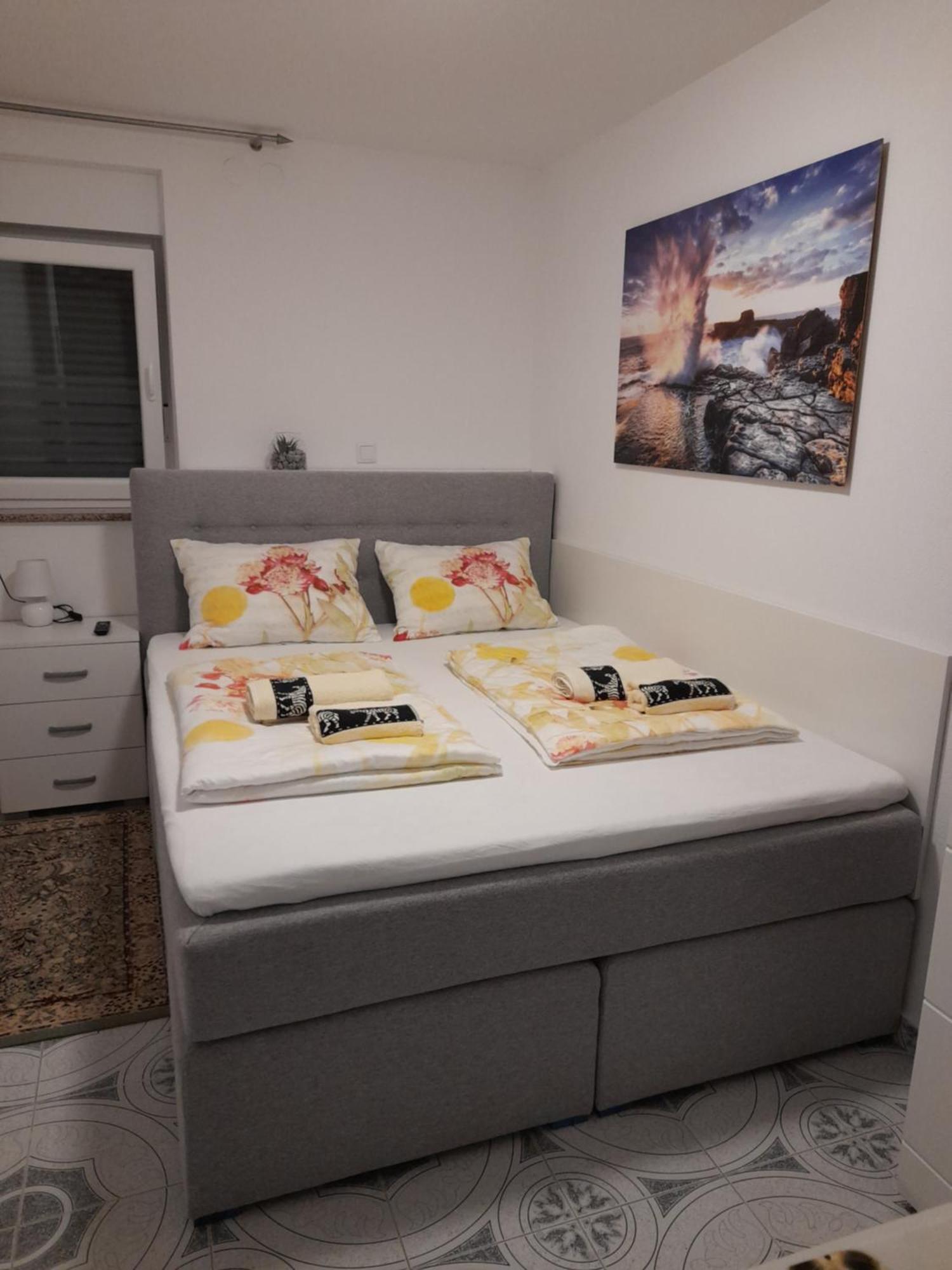 Apartments Donella Umag Exterior foto